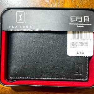 Passcase with removal ID wallet